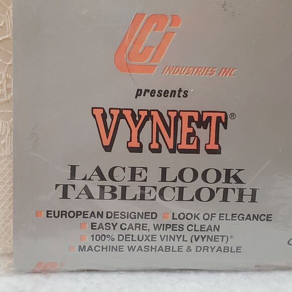 Vintage LCI Industries Vynet Lace Look Vinyl Tablecloth Alencon 52" x 52" Square - Picture 3 of 7